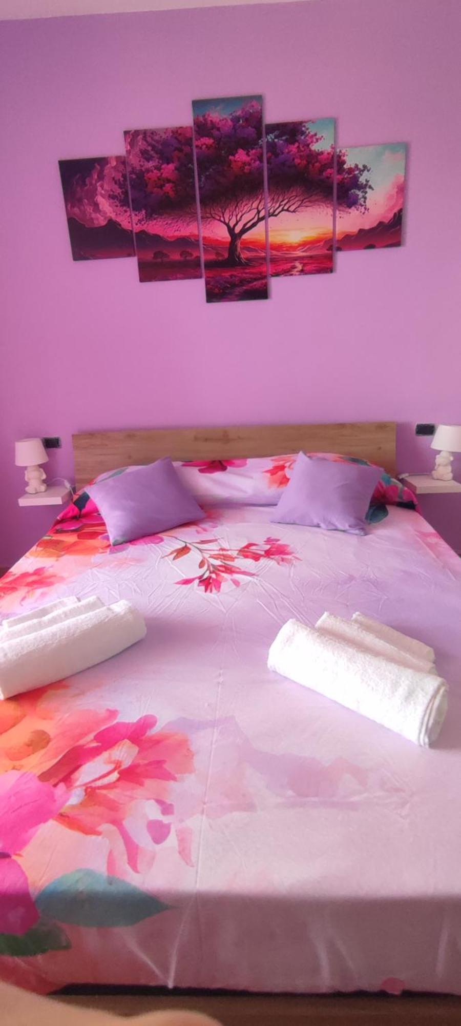 Love Home Apartament Near The Airport フィウミチーノ エクステリア 写真