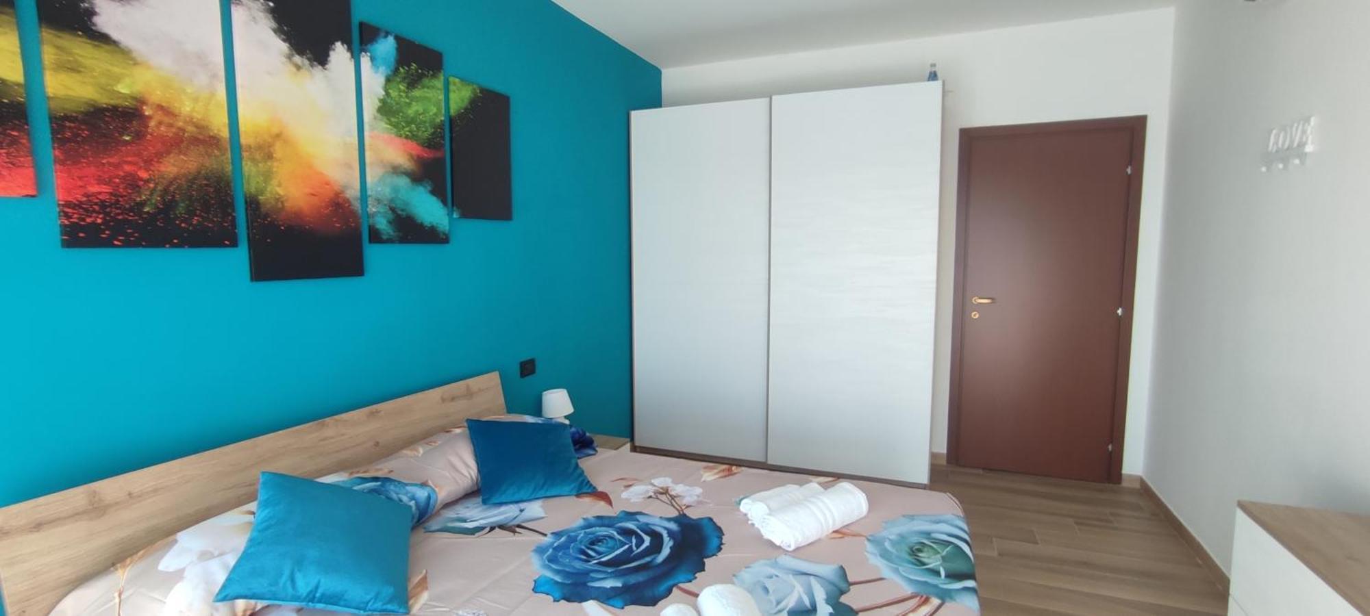Love Home Apartament Near The Airport フィウミチーノ エクステリア 写真