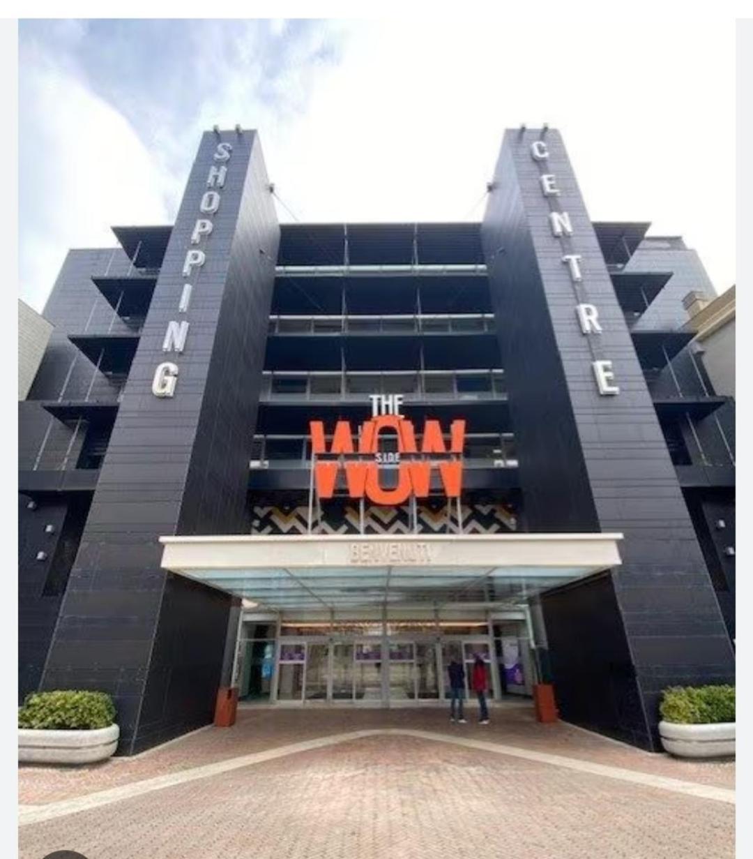 Love Home Apartament Near The Airport フィウミチーノ エクステリア 写真